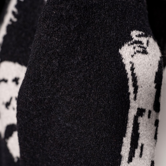 Skeleton Sweater - Picture 3 of 4